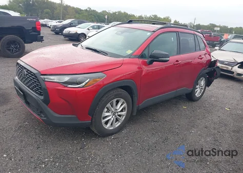 2025 Toyota Corolla Cross Le from USA, damaged, VIN 7MUCAABG0SV121658